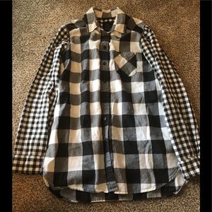 American Eagle black and white gingham xs shirt